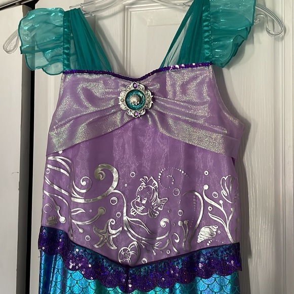 Ariel, the little mermaid costume from Disney store size 9/10 girls - Picture 2 of 4